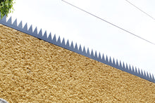 Load image into Gallery viewer, Picos de Protección antisaltos para bardas y techos