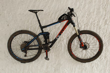 Load image into Gallery viewer, Gravycle: Soporte flotante de pared para Bicicleta