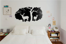 Load image into Gallery viewer, Decoración de Pared en Metal Bosque y Venados
